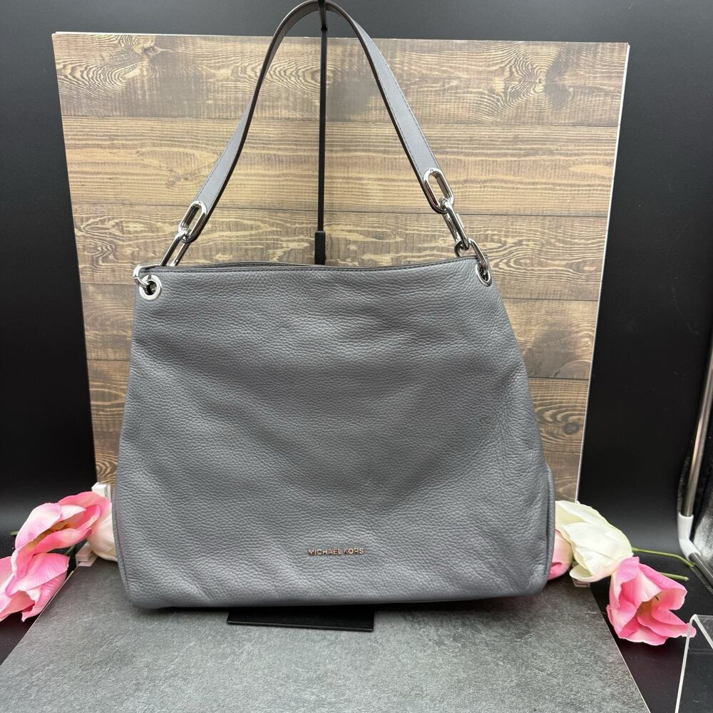 Michael Kors Trisha Heather Grey Pebbled Leather Large Hobo Shoulder Bag Purse